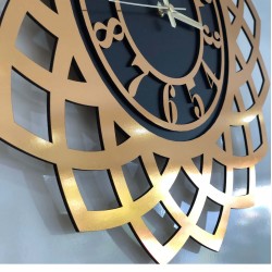 Altın Yaldız Çiçek Desen Duvar Saati Altın Yaldız Çiçek Desen Duvar Saati